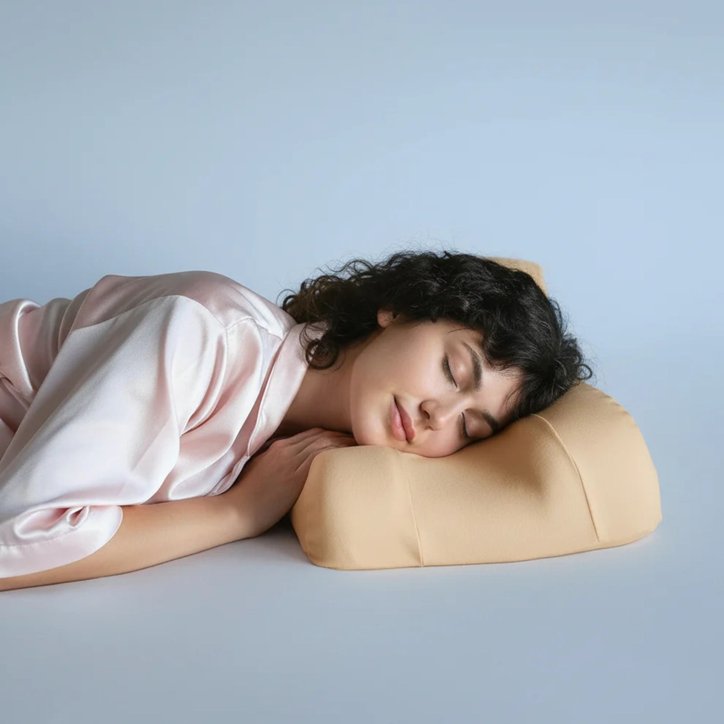 B&B Beauty Sleep Contour Pillow with Satin Pillowcase