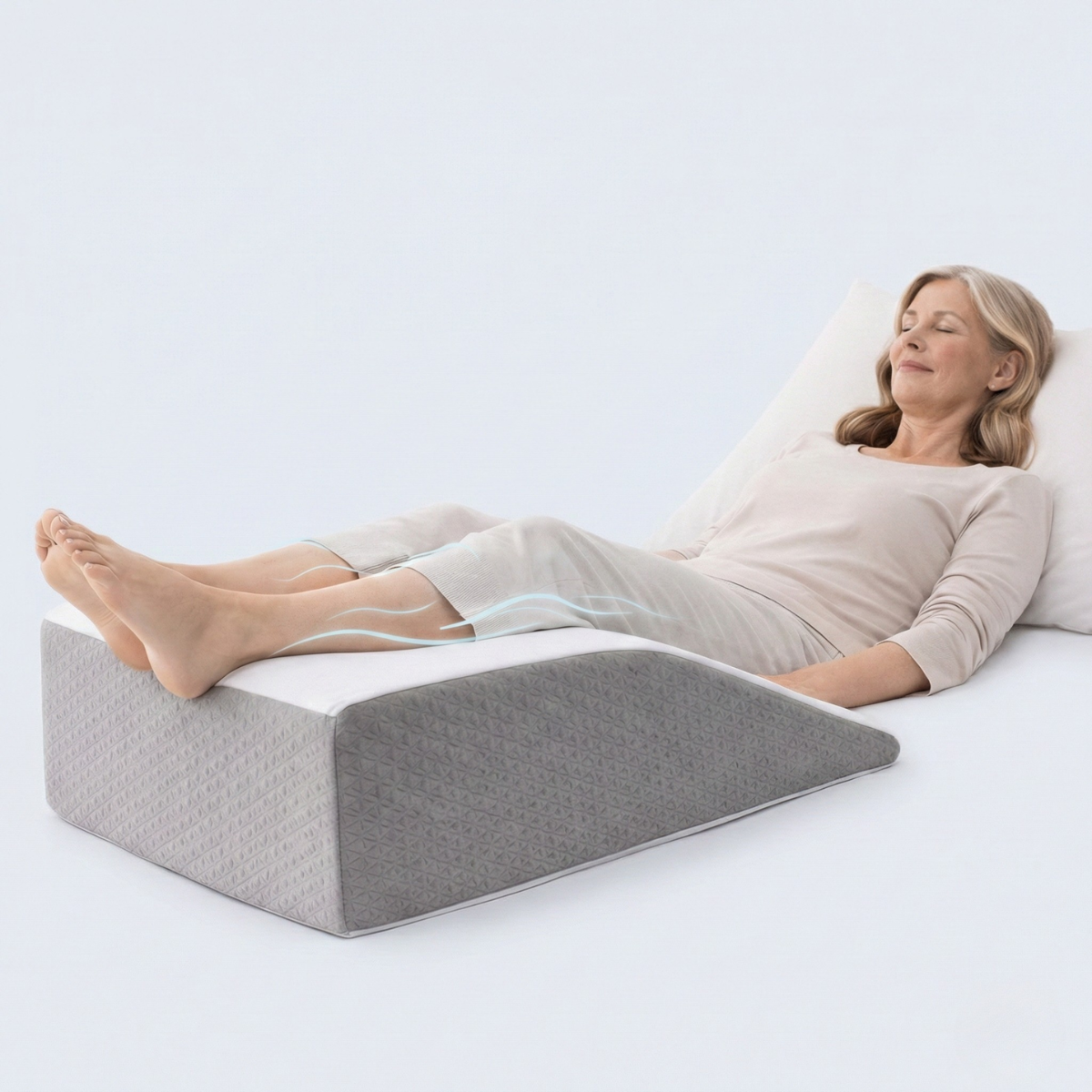 B&B 8” Leg Elevation Pillow – Supportive Wedge Cushion for Sleeping & Rest