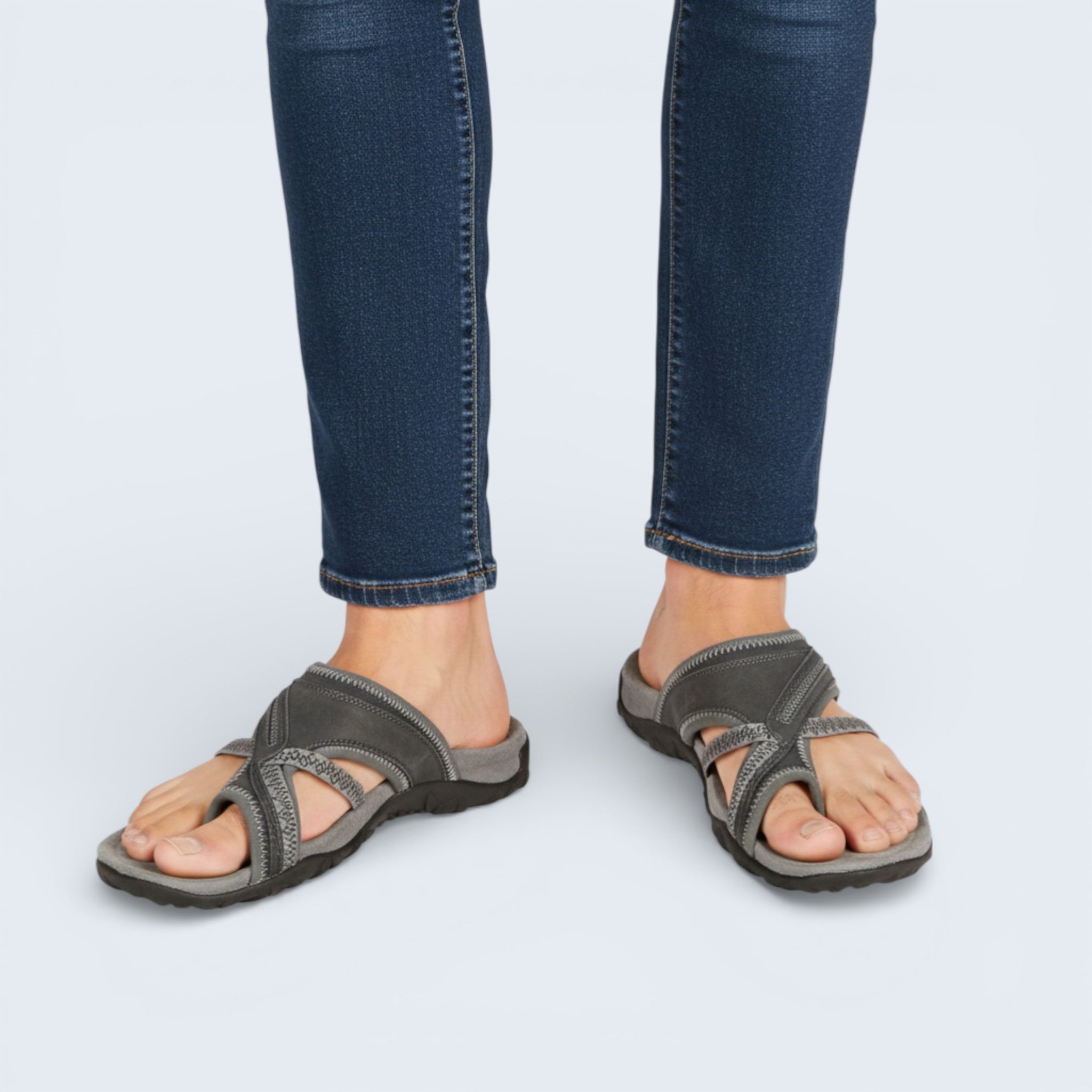 B&B Cushioned Summer Sandals – Lightweight All-Day Comfort