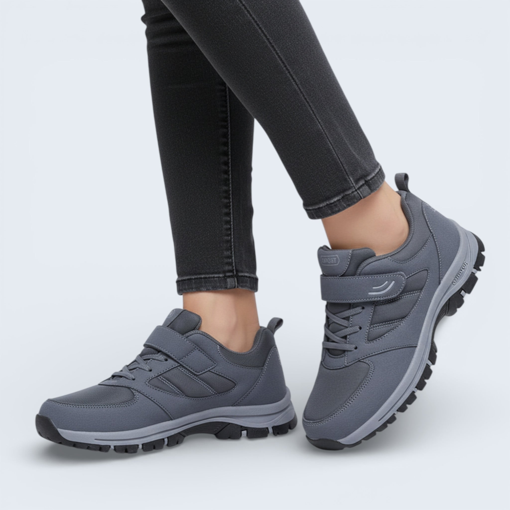 B&B Women's Easy-Fasten Walking Trainers – Comfortable Outdoor Grip