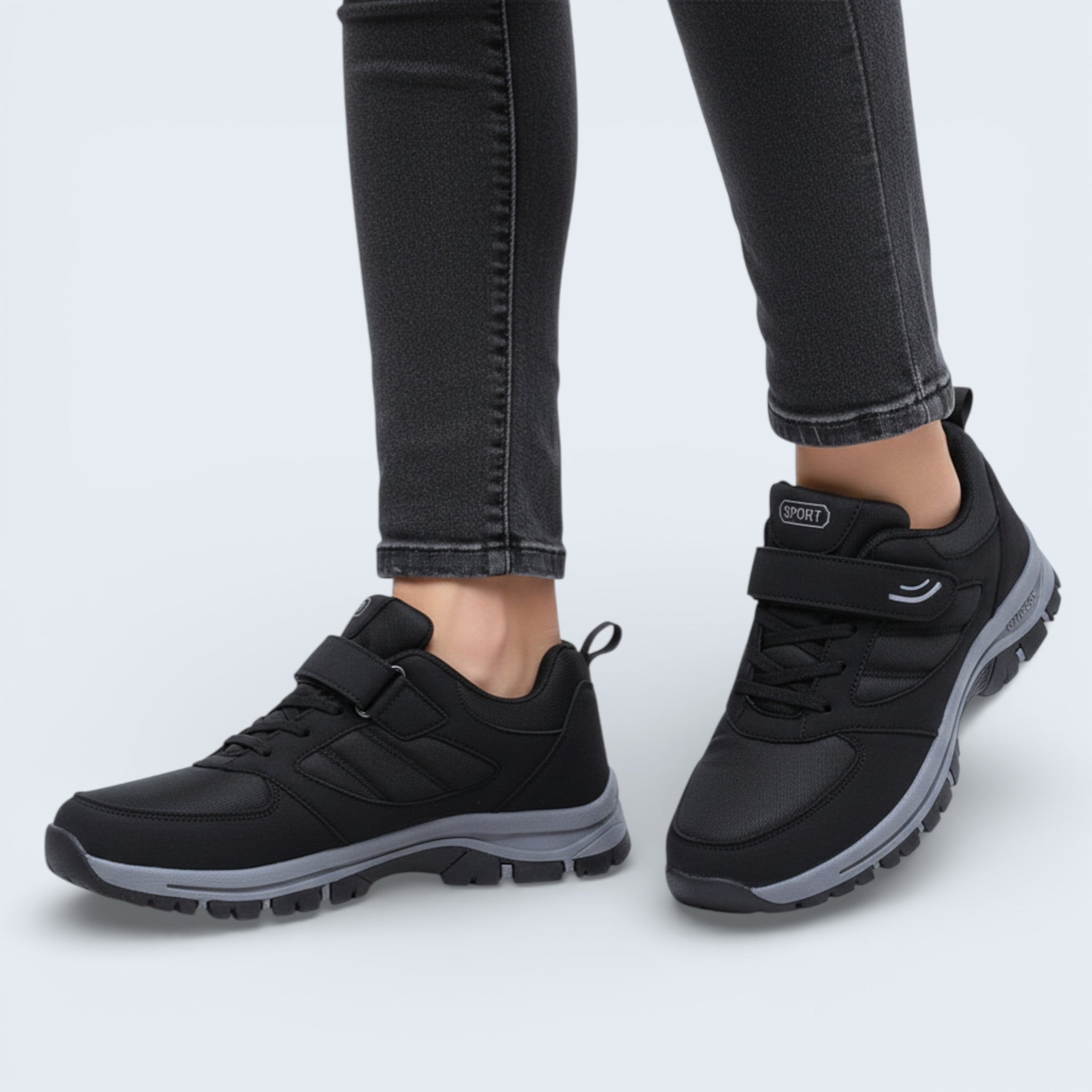 B&B Women's Easy-Fasten Walking Trainers – Comfortable Outdoor Grip