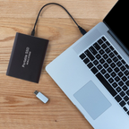 Hordozható külső SSD USB-kábellel, nagy sebességű adattároló eszköz