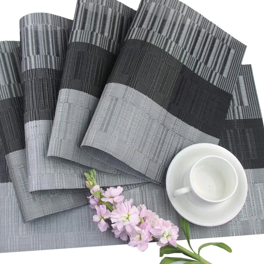 Ensemble de 4 sets de table rectangulaires durables en PVC, lavables et résistants à la chaleur, pour protéger la table