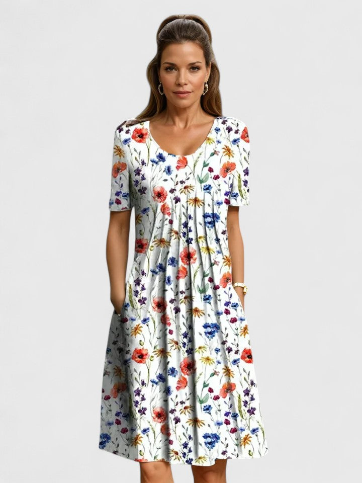 Robe élégante pour tous les jours avec une coupe flatteuse et des poches discrètes