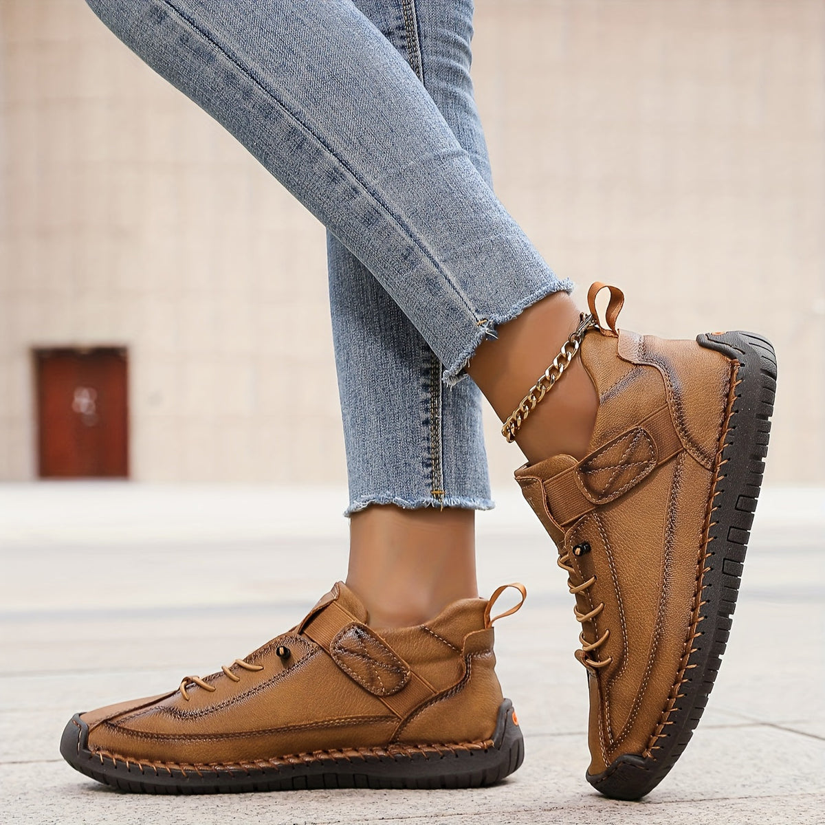 Women's Comfortable Lace-Up Trainers Cushioned Flat Sole Everyday Shoe