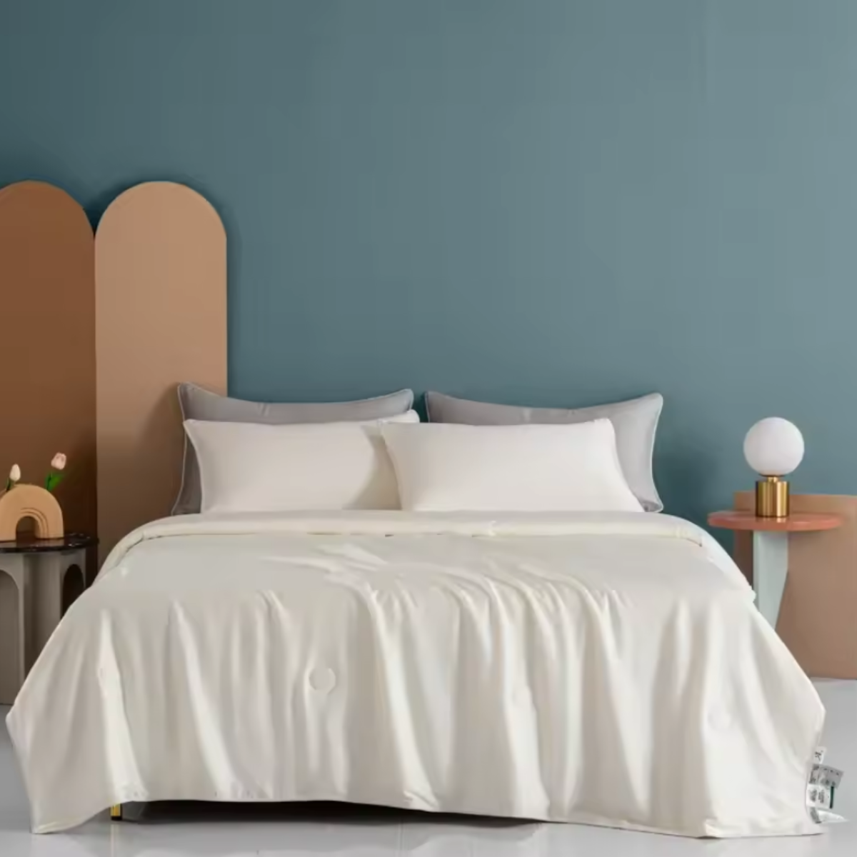 B&B Cooling Summer Quilt — Lightweight Ice Silk Blanket