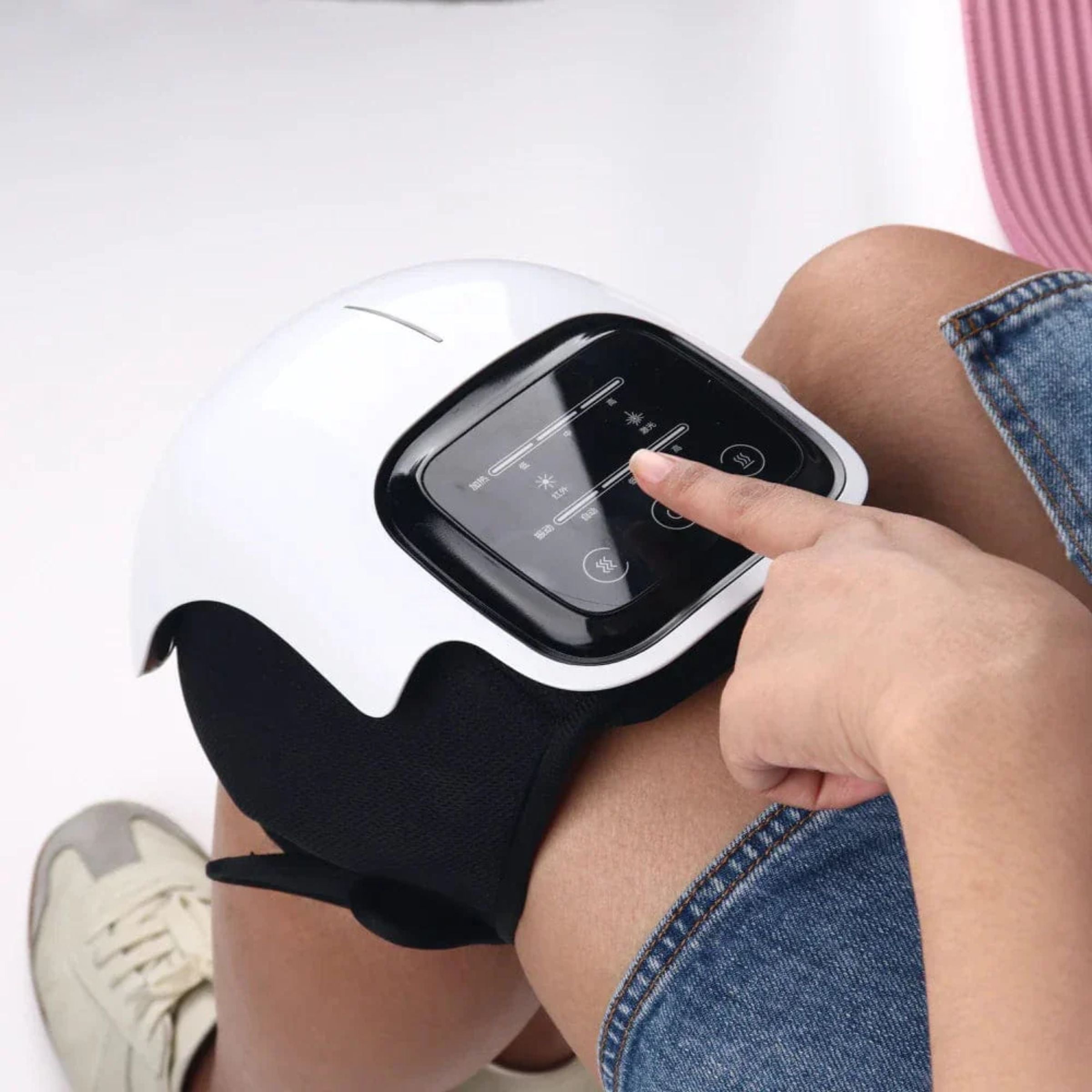 B&B Smart Knee Comfort Massager with Heat & Red Light