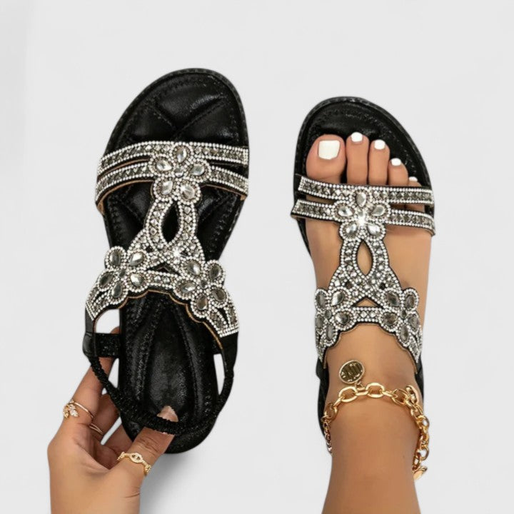 Sandales plates pour femmes avec strass floraux et détails en pierres précieuses