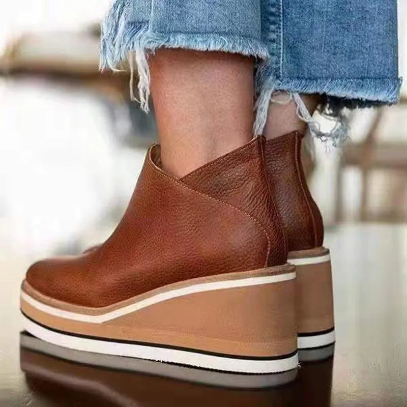 Women's Wedge Ankle Boots with Striped Platform Sole and Side Zip Fastening