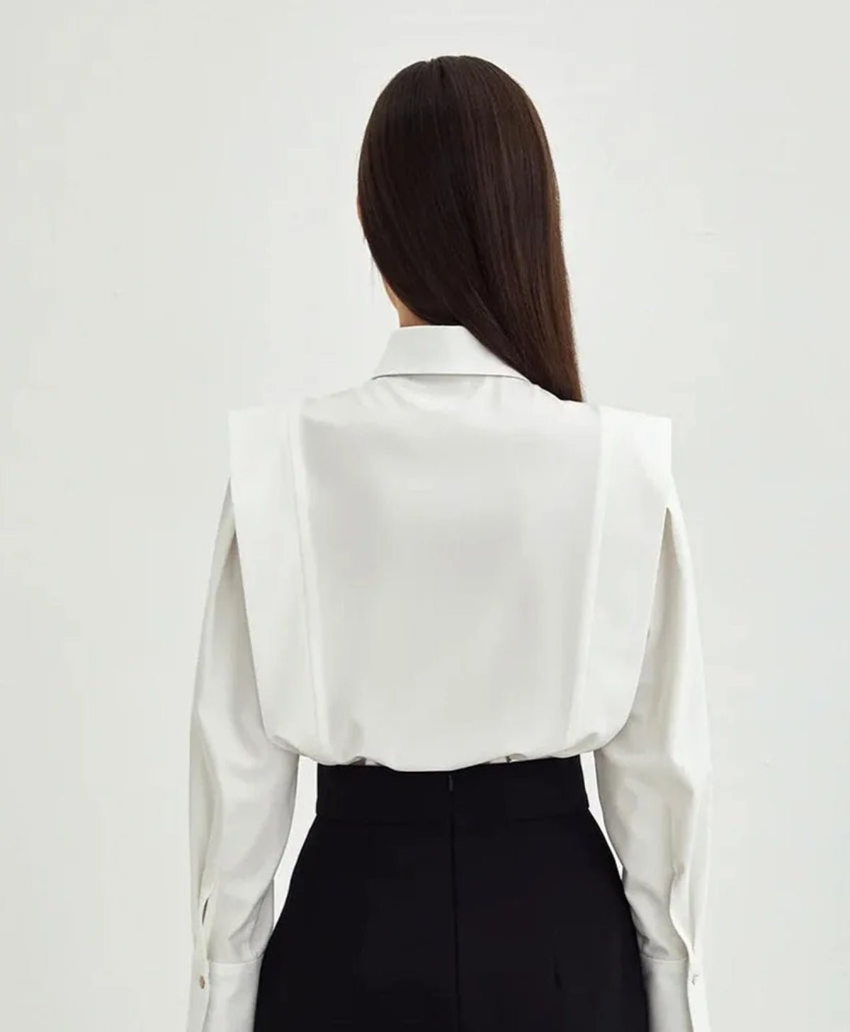 Women's Shirt with Classic Collar & Structured Fit | White Blouse for Timeless Versatility