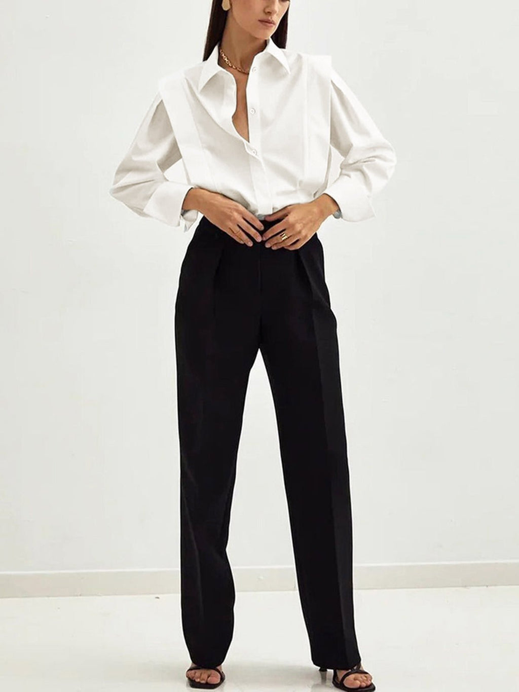 Women's Shirt with Classic Collar & Structured Fit | White Blouse for Timeless Versatility
