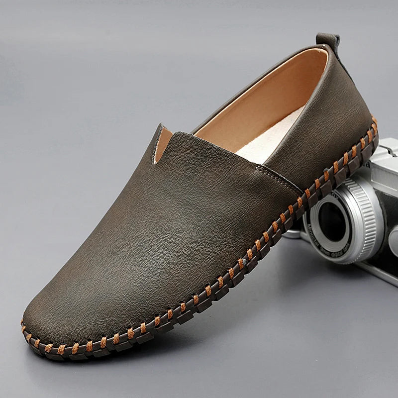 Mocassins pour hommes avec finition en cuir haut de gamme