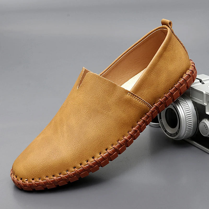 Mocassins pour hommes avec finition en cuir haut de gamme