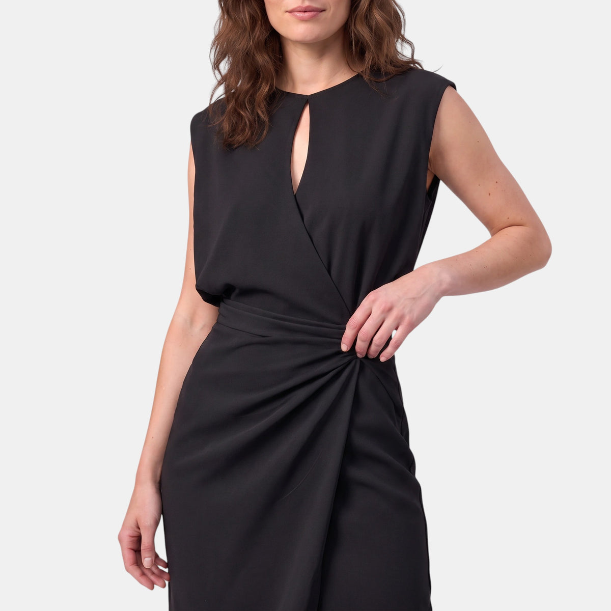Robe de jour élégante pour femmes, coupe ajustée, robe midi pour occasions