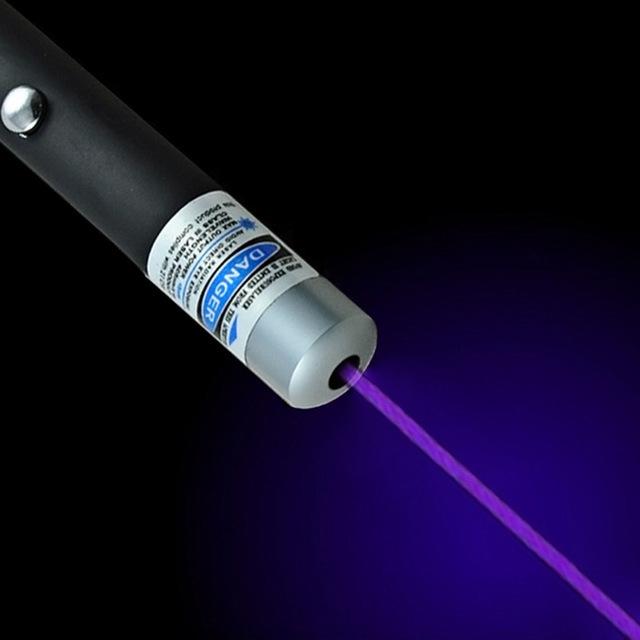 Pointeur laser métallique haute performance avec options de lumière rouge, verte et bleu-violet