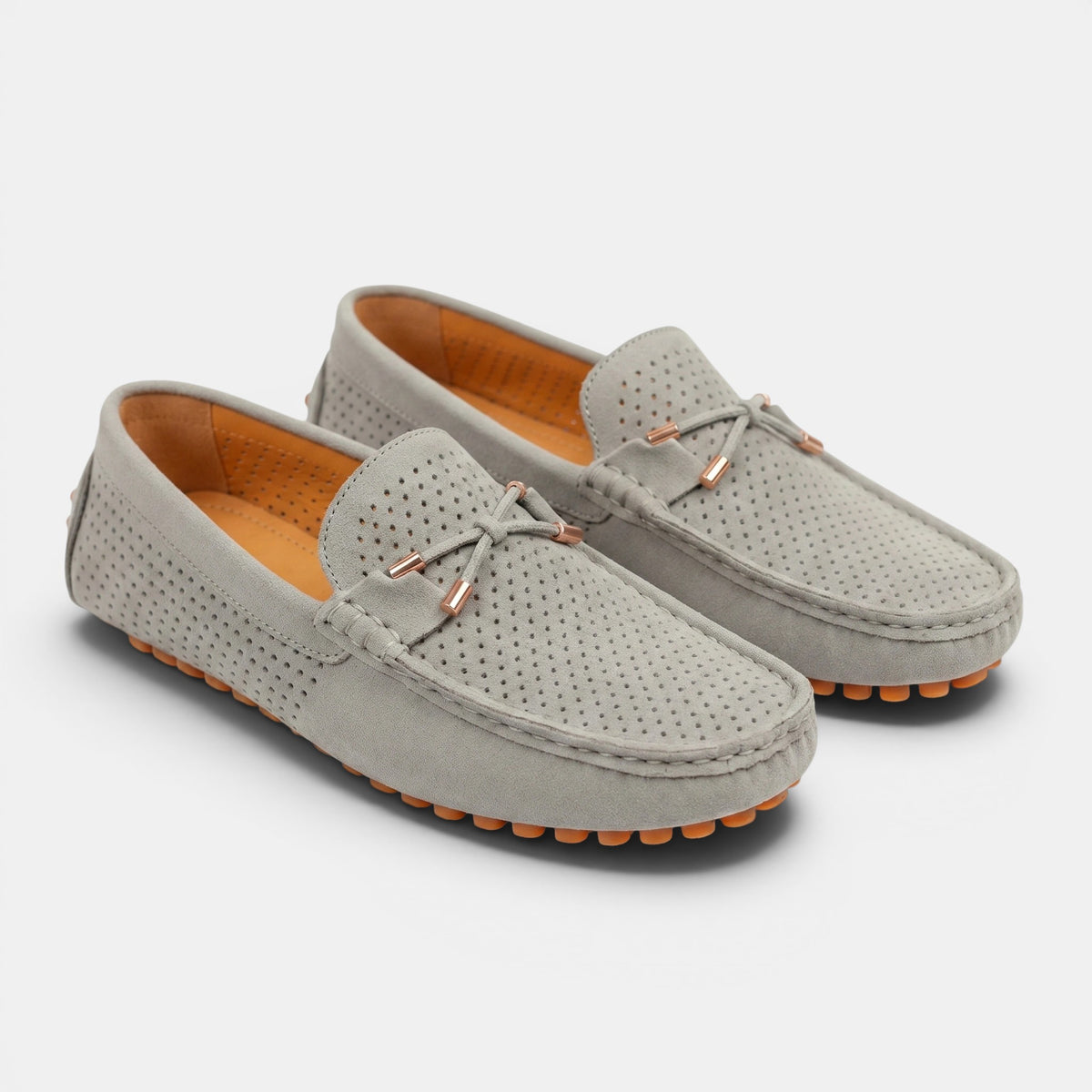 Mocassins de conduite perforés pour homme avec nœud papillon et détail pointe or rose
