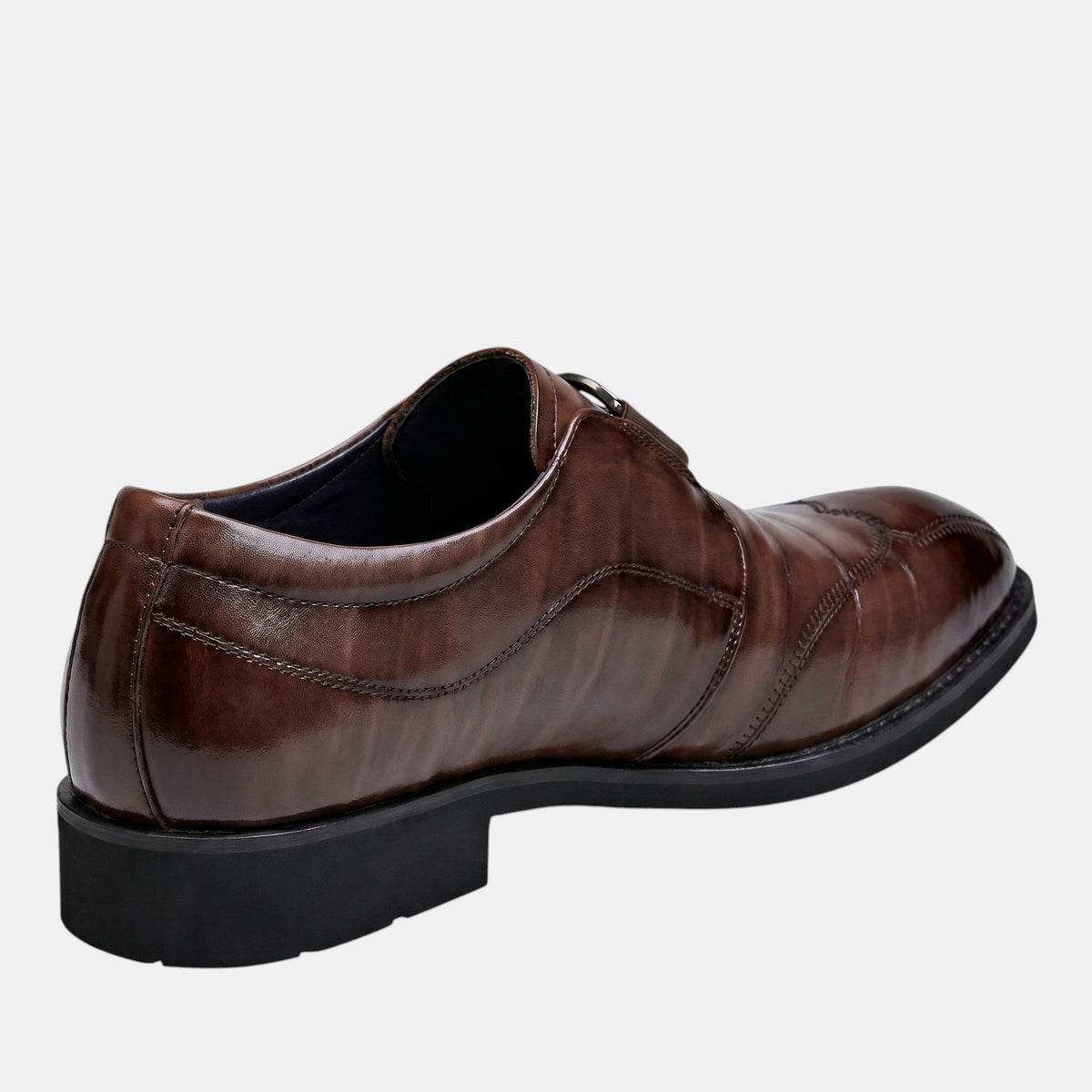 Mocassins formels pour homme avec détails raffinés sur le bout