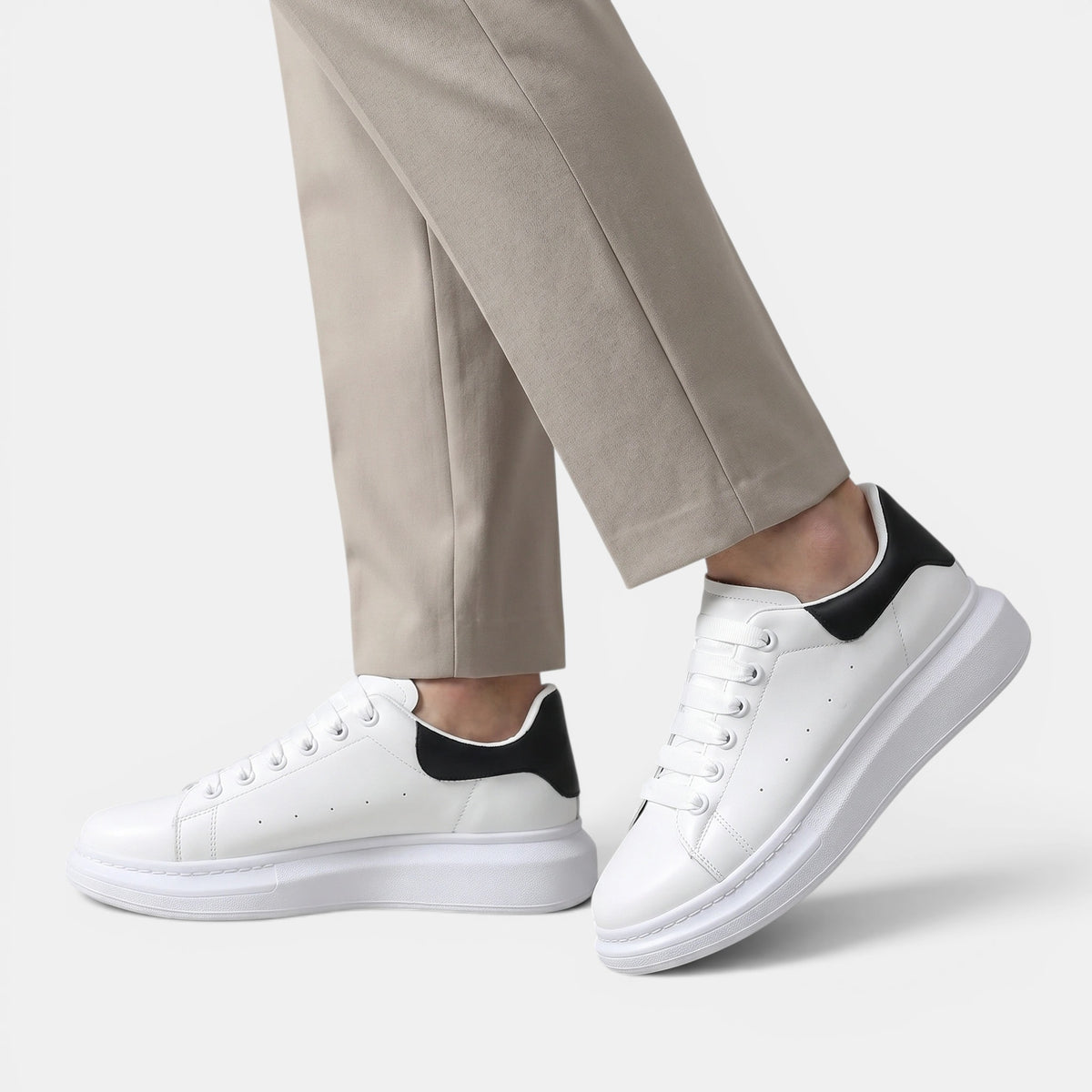 Baskets minimalistes à lacets pour homme, à porter au quotidien
