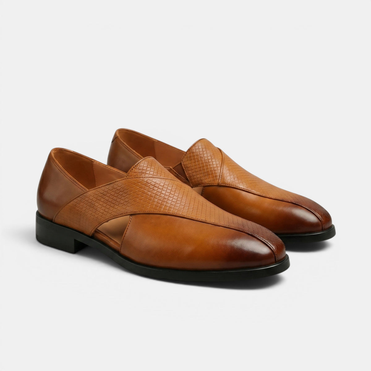 Mocassins à enfiler pour homme avec panneau embossé et bout carré