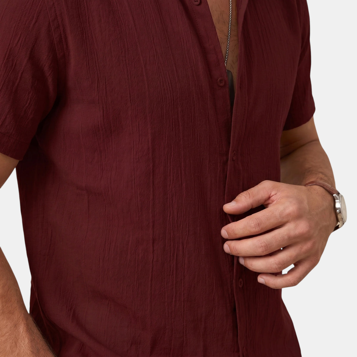 Men's Textured Short Sleeve Shirt with Button Front