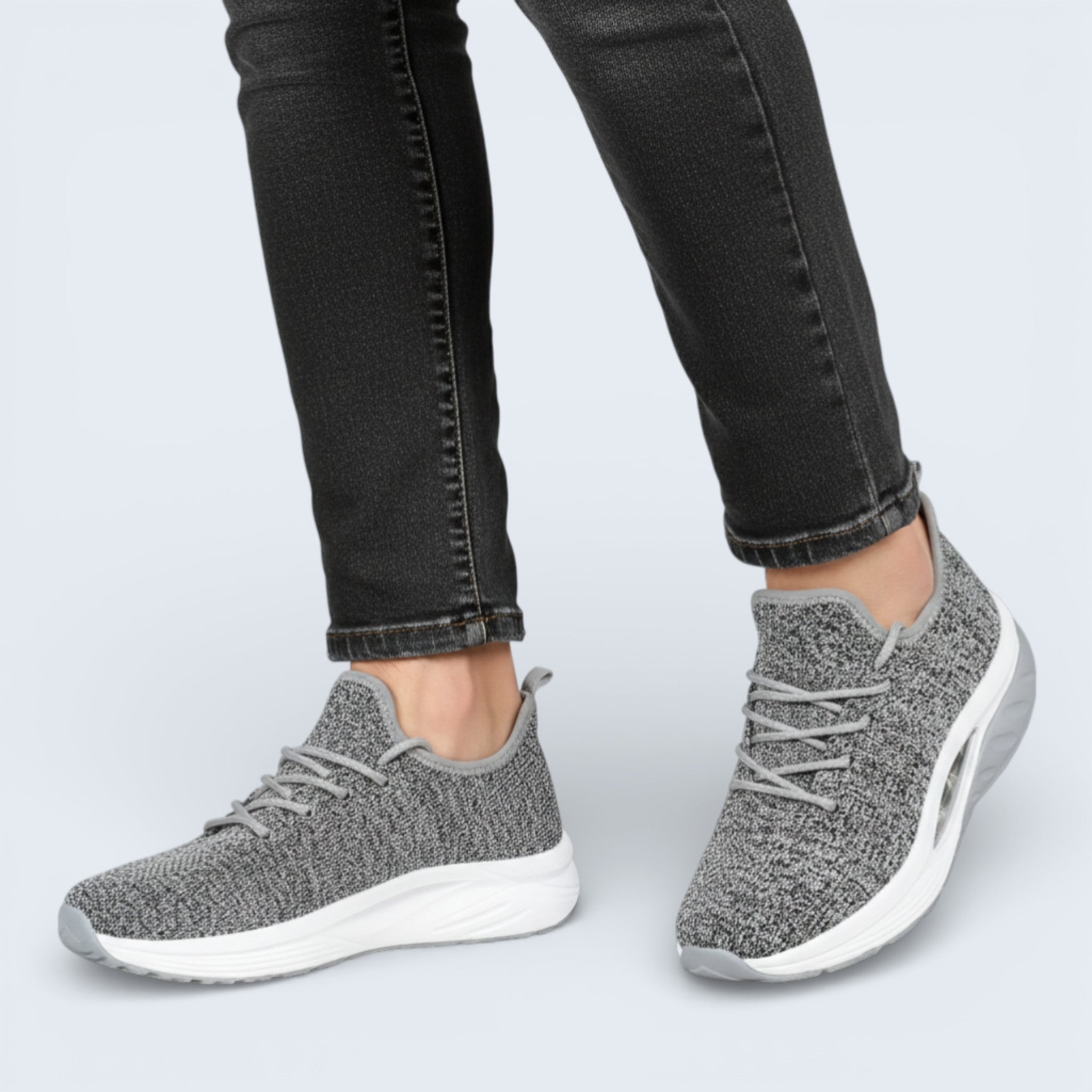 B&B Lightweight Walking Trainers – Breathable Knit & Air-Cushioned Sole