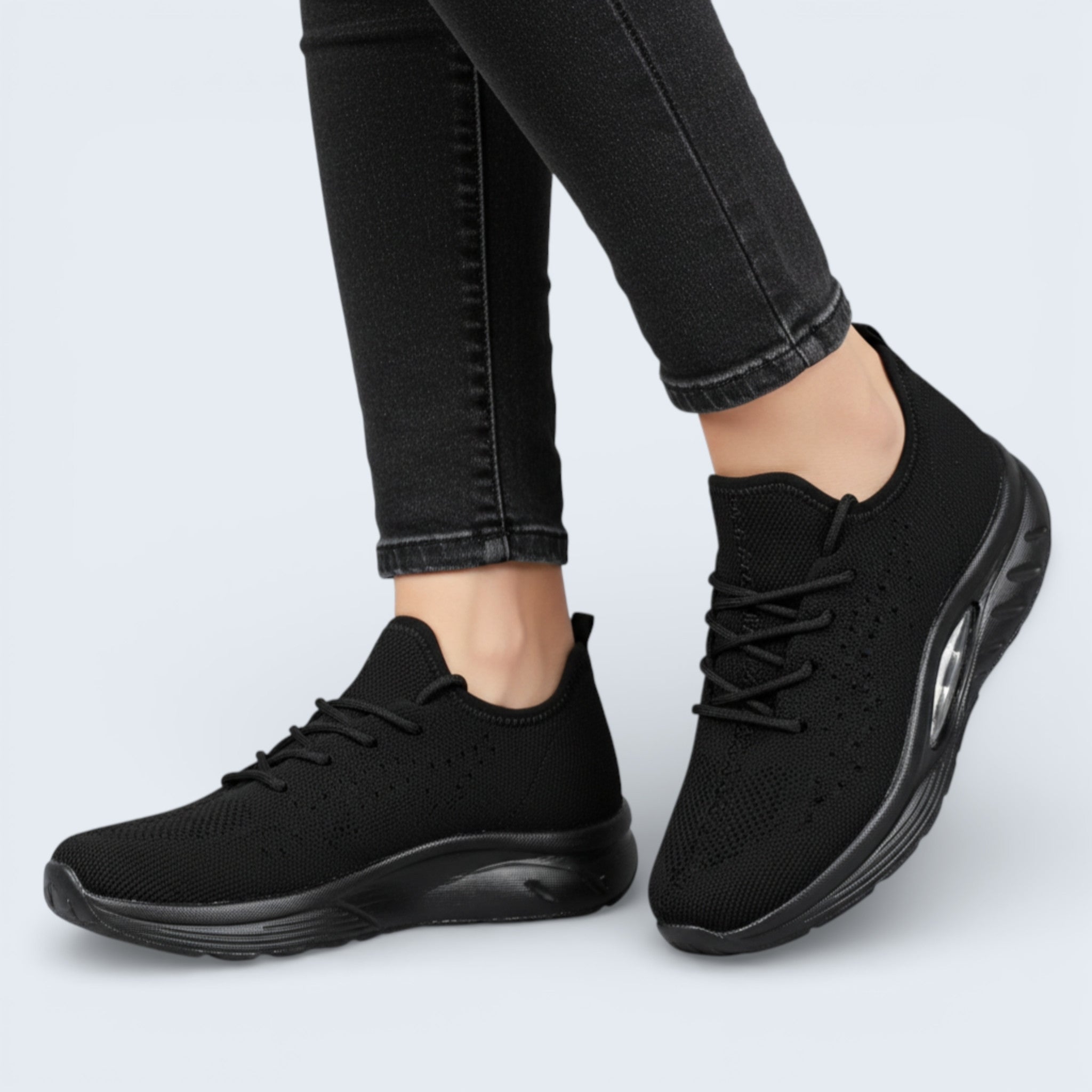 B&B Lightweight Walking Trainers – Breathable Knit & Air-Cushioned Sole