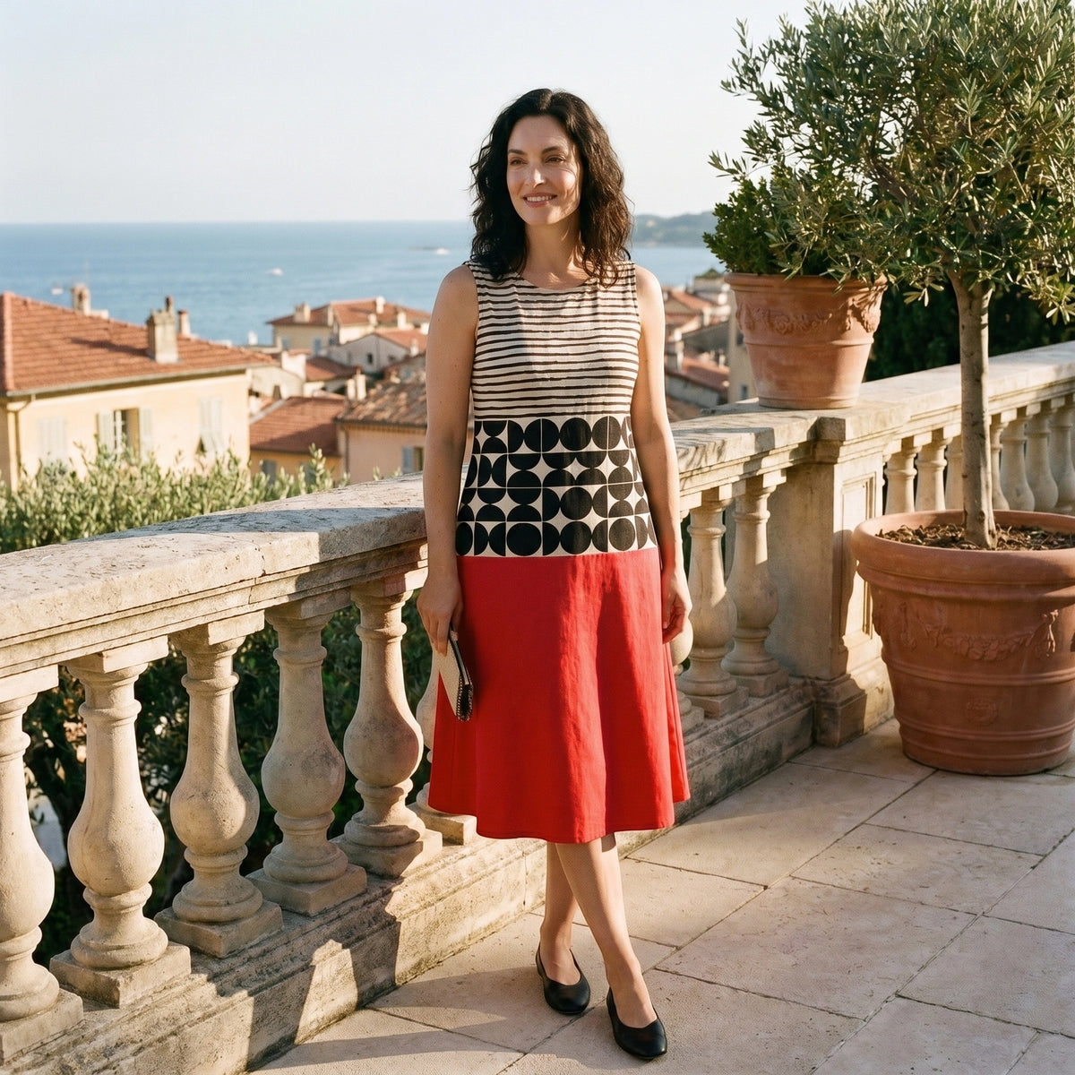 Robe midi géométrique sans manches pour femme, idéale pour l’été