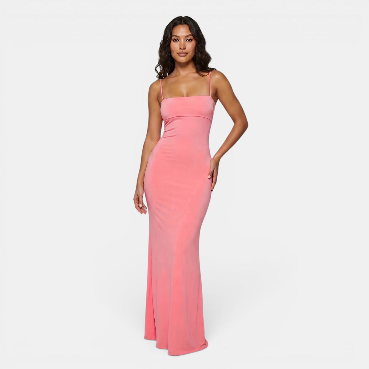 Robe maxi bustier pour femme à silhouette ajustée