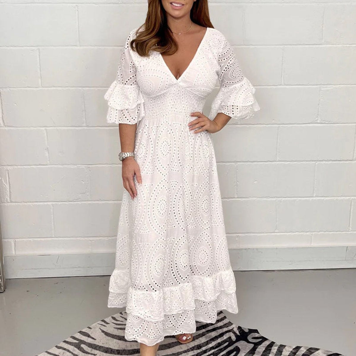 Robe midi pour femme avec col en V et manches à volants