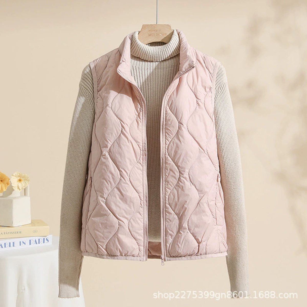 Gilet matelassé pour femme, fermeture éclair sur le devant et col montant