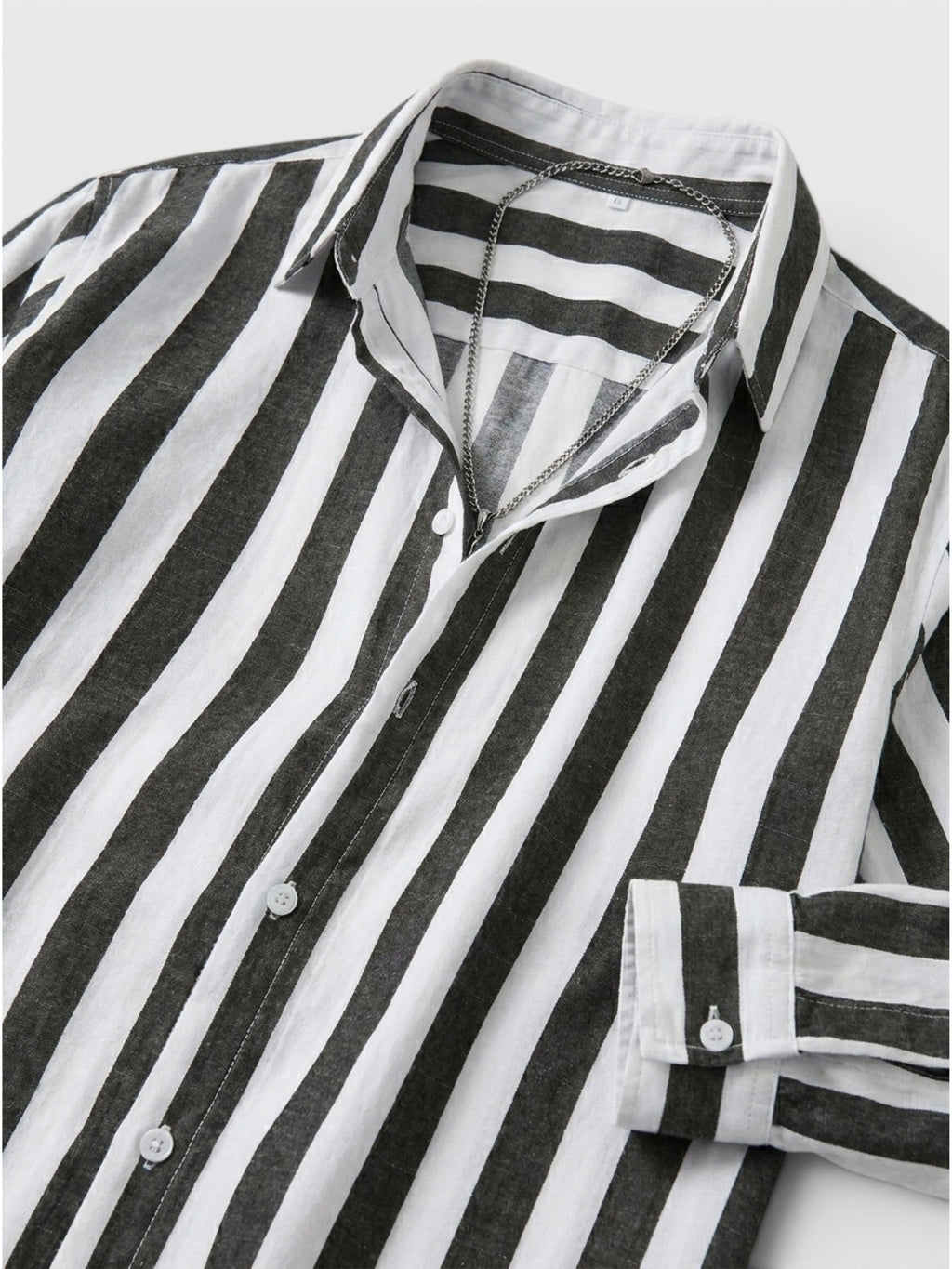 Chemise rayée pour homme à boutons avec manches longues