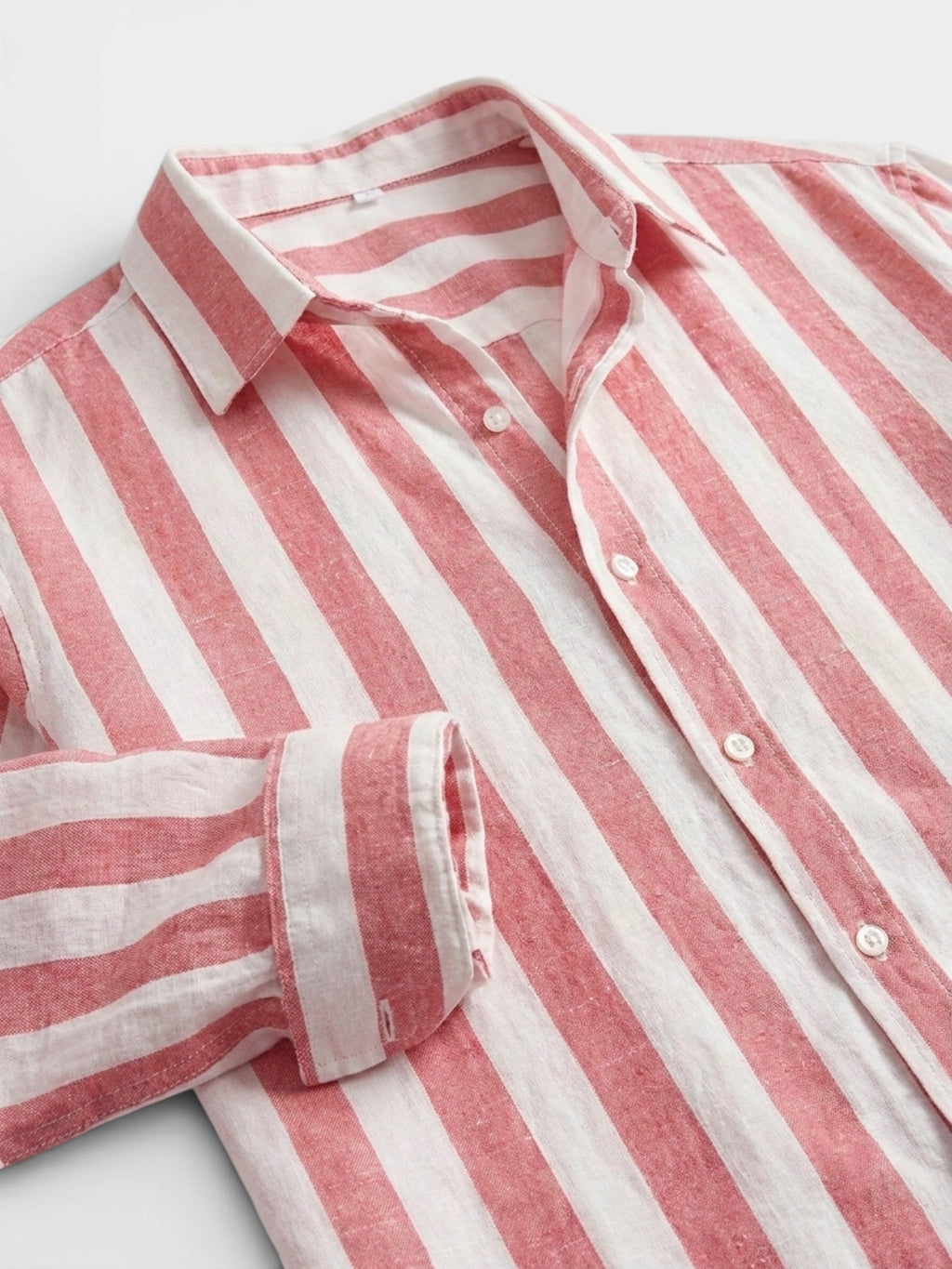 Chemise rayée pour homme à boutons avec manches longues
