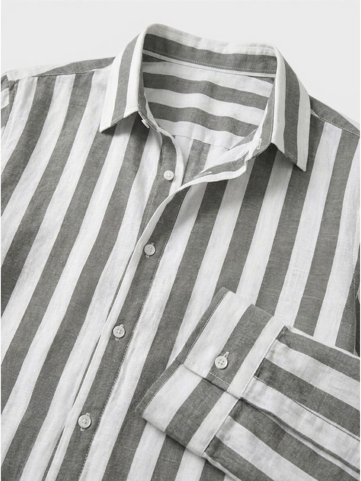 Chemise rayée pour homme à boutons avec manches longues