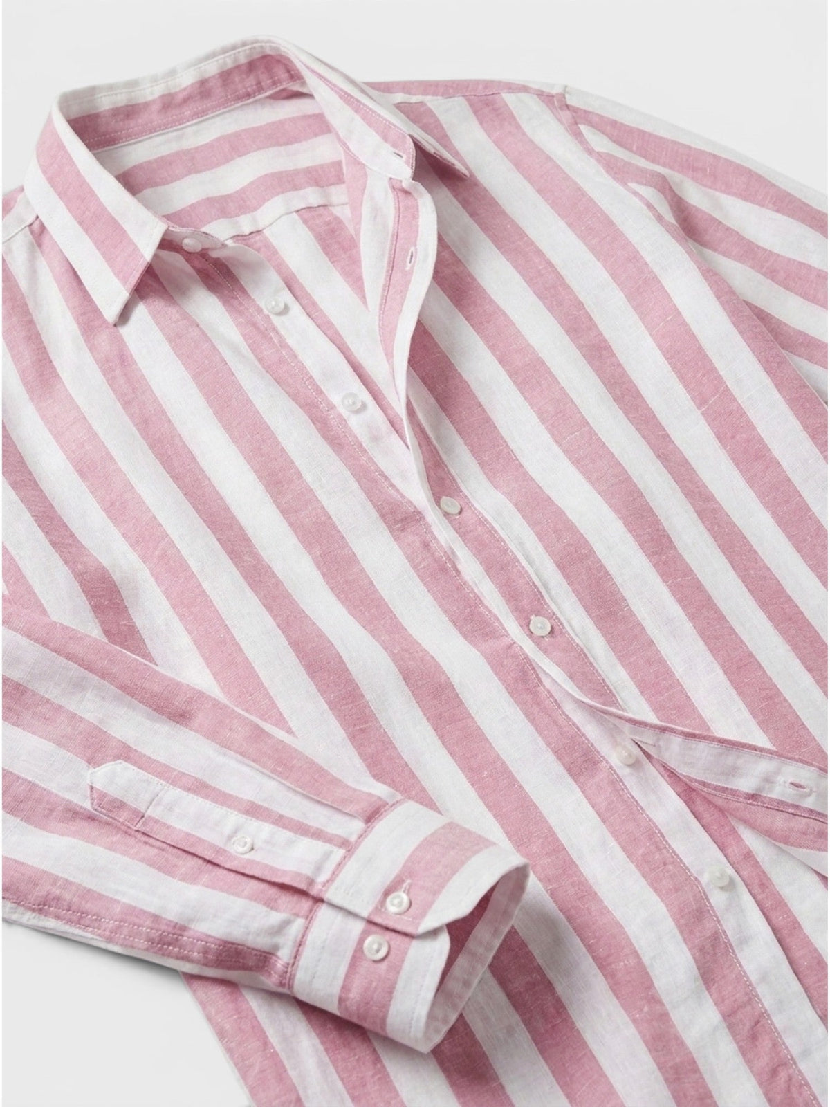 Chemise rayée pour homme à boutons avec manches longues
