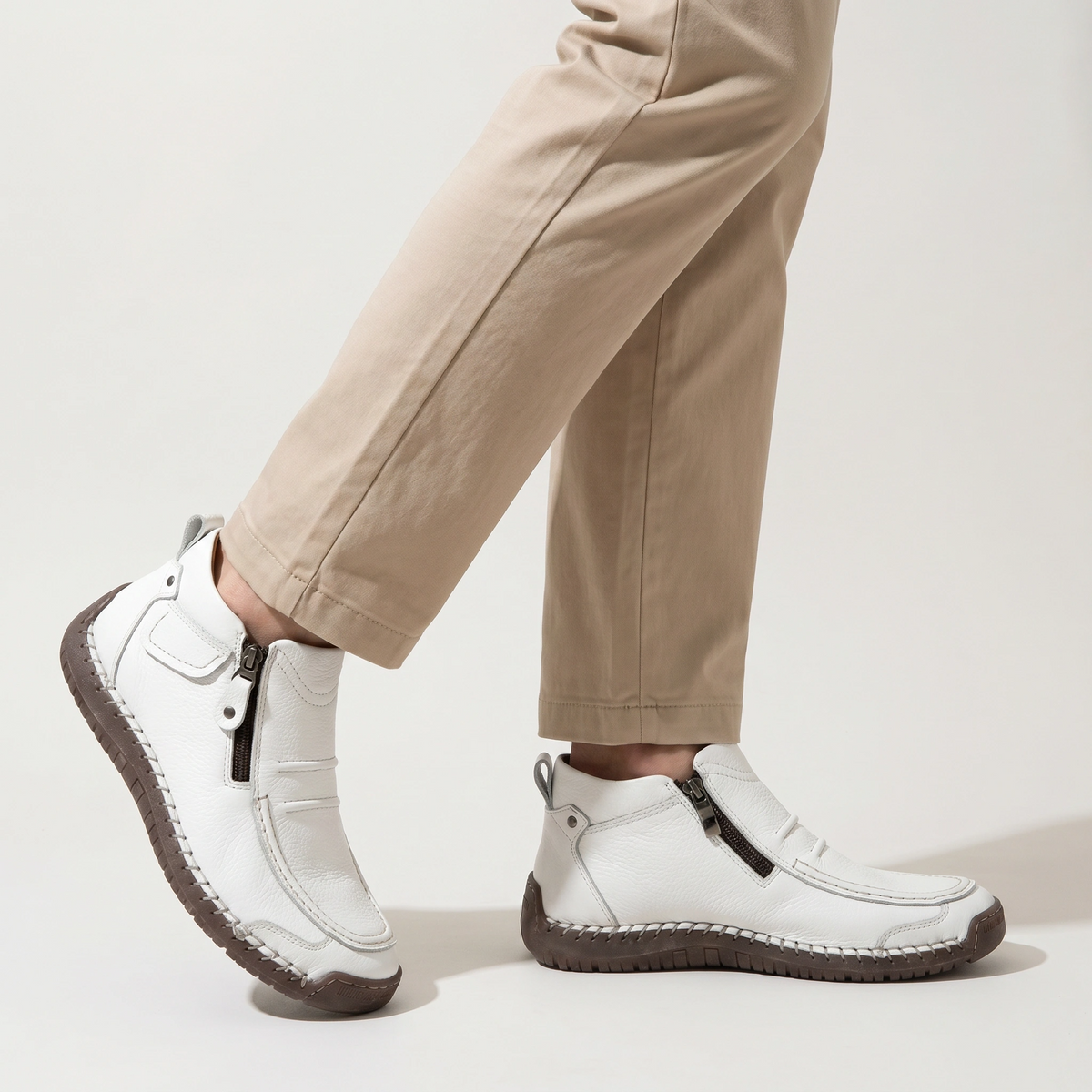 Bottines pour homme avec zip latéral et détail couture main