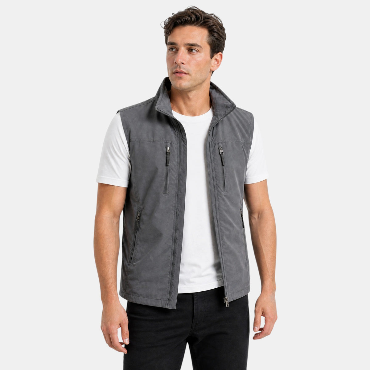 Gilet pour homme zippé, à col montant et doté de plusieurs poches zippées