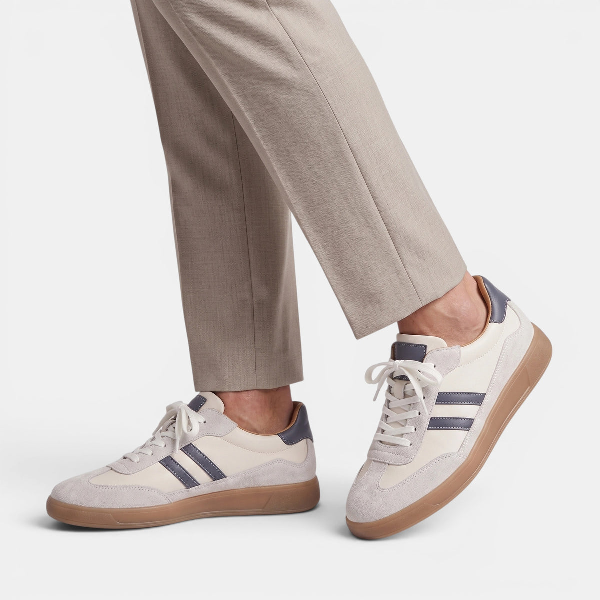 Baskets rétro pour hommes avec lacets et bout rond