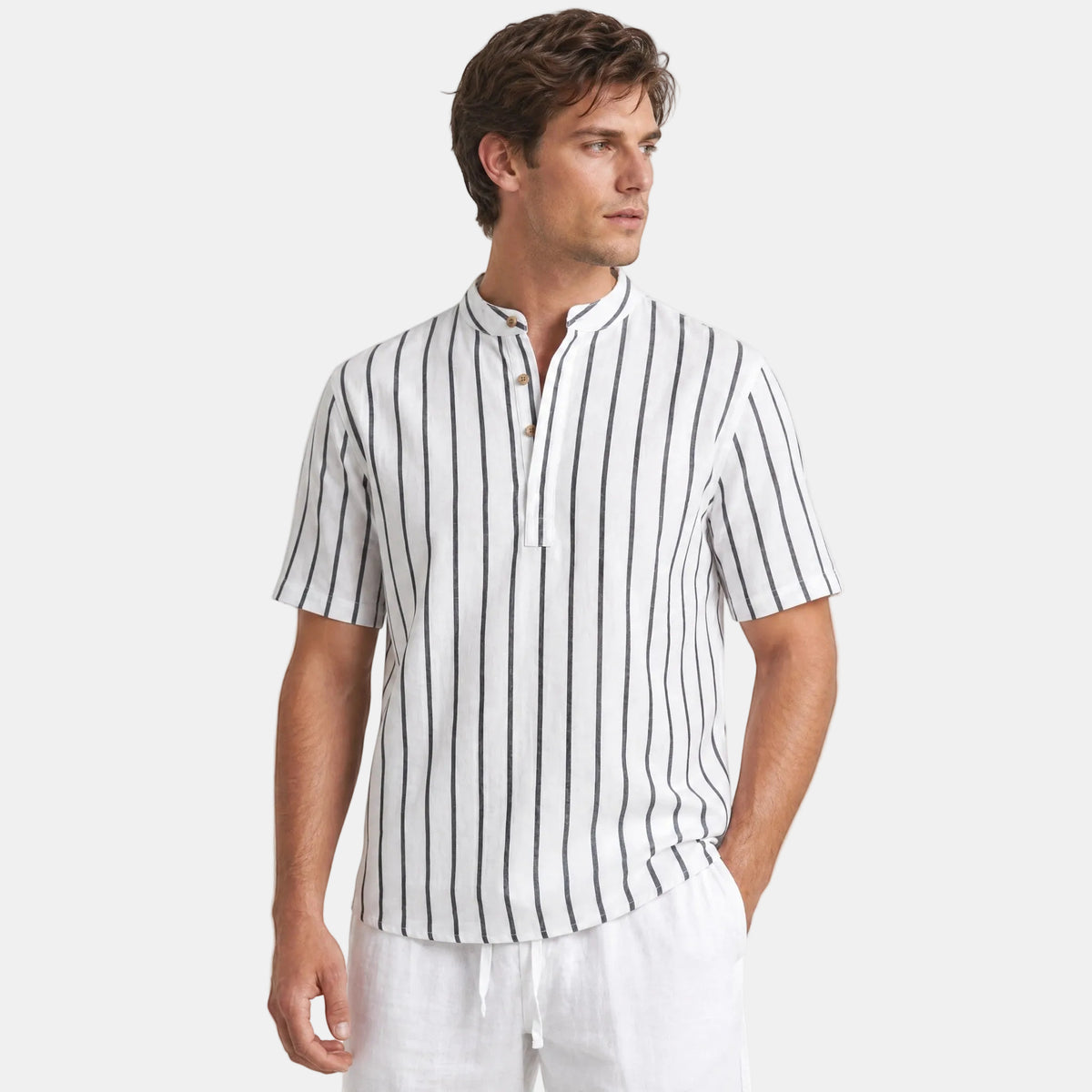 Polo rayé pour homme avec col tunisien et manches courtes