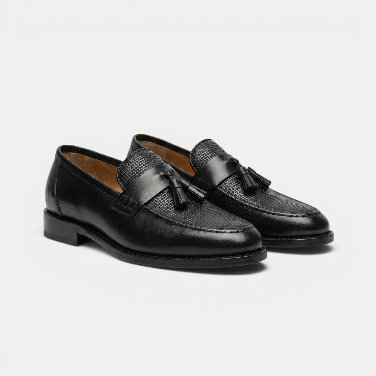 Men's Tassel Loafers with Slip On Design and Woven Vamp
