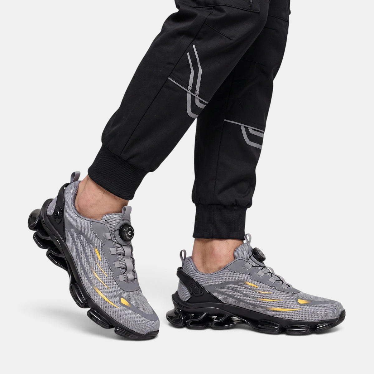 Men's Trainers with Dial Closure and Chunky Sole
