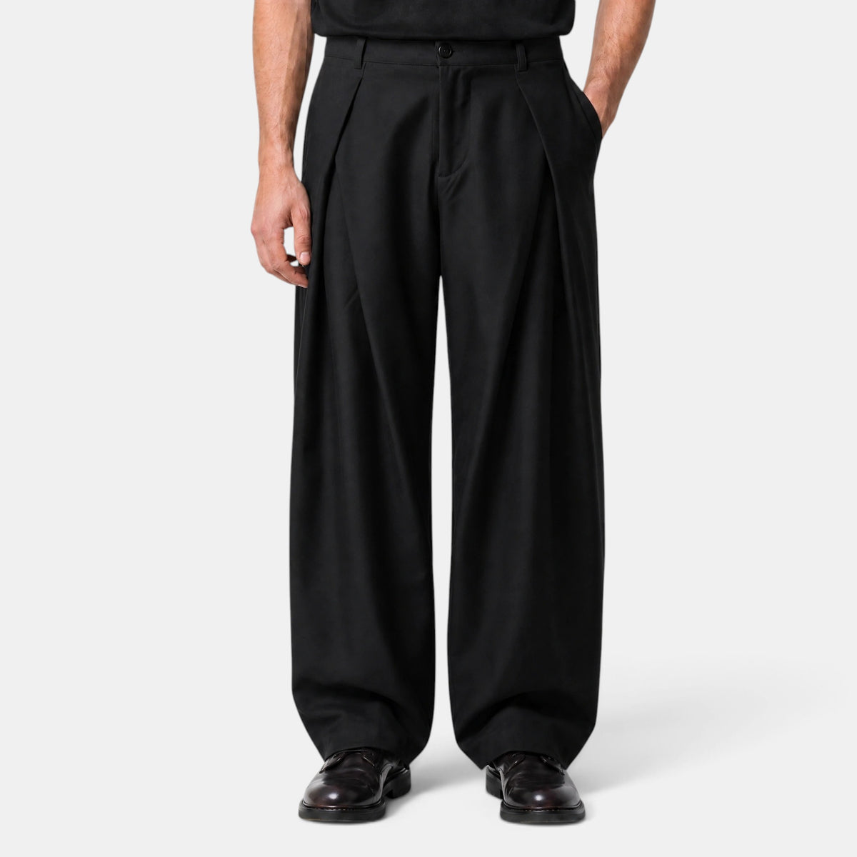 Men's Wide Leg Trousers with Pleated Front and Tailored Fit