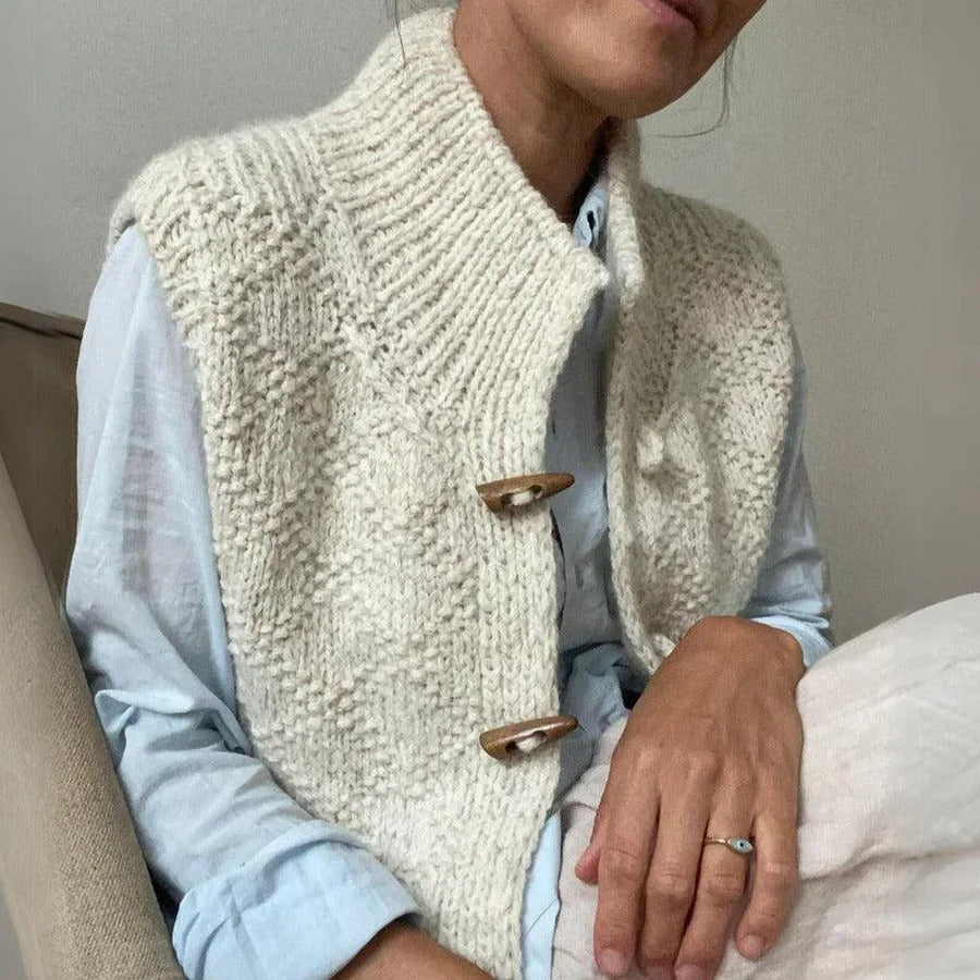 Women's Textured Knit Gilet – High Neck Button Front