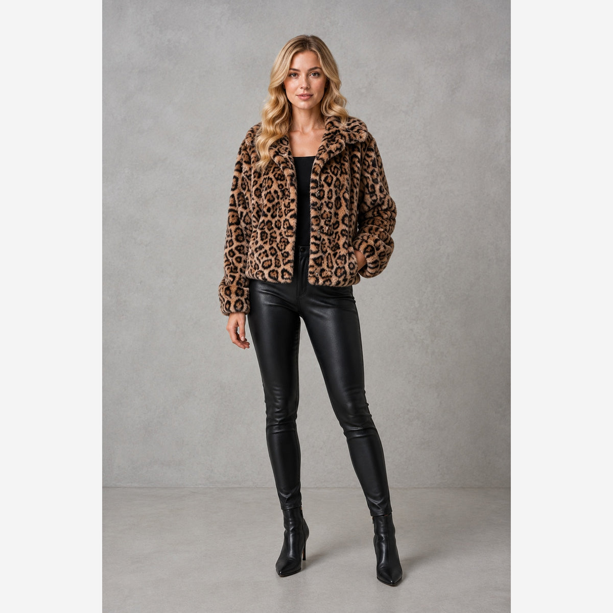 Women's Leopard Print Faux Fur Jacket – Cropped Fit