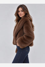 Women's Cropped Faux Fur Jacket – Oversized Lapel Collar