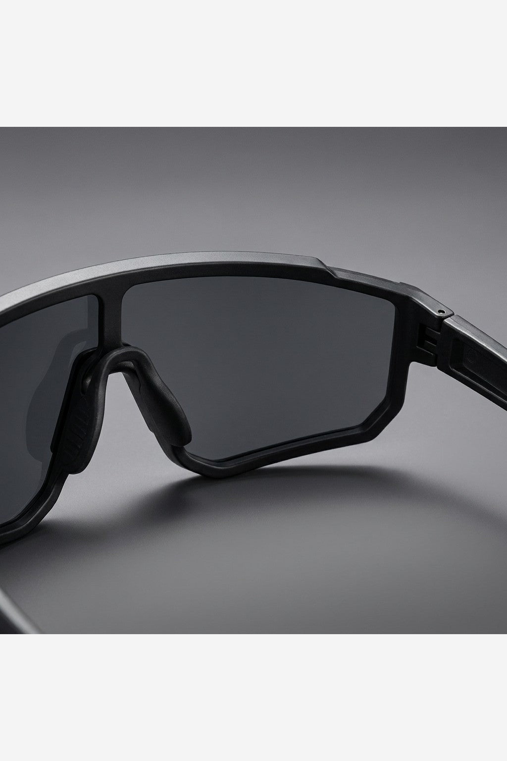 Oversized Shield Sunglasses – Stealth Black lens detail