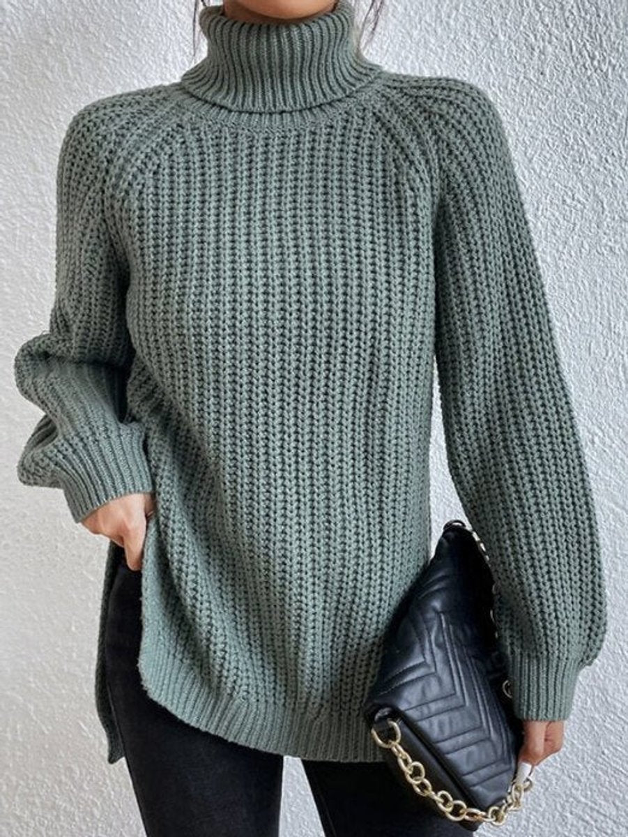 Pull femme à col roulé, coupe oversize et texture épaisse