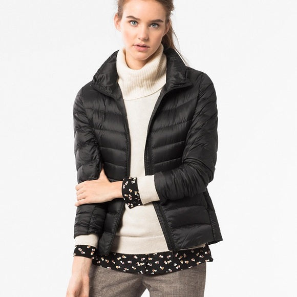 Women's Puffer Jacket with Quilted Design and Zip Front