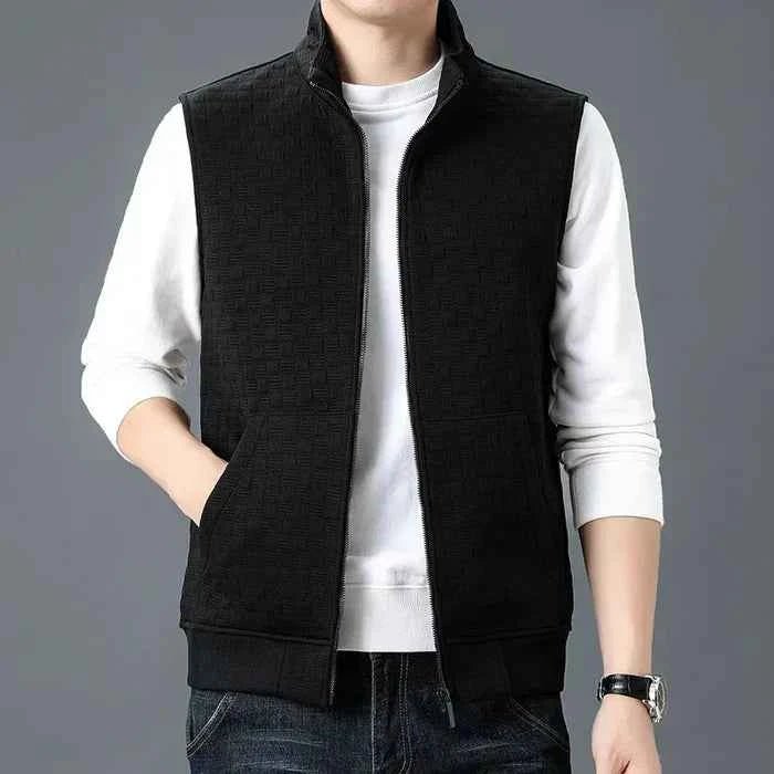 Gilet utilitaire léger pour homme avec poches profondes et col montant, idéal pour une superposition chic et décontractée