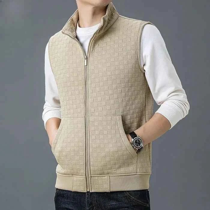 Gilet utilitaire léger pour homme avec poches profondes et col montant, idéal pour une superposition chic et décontractée
