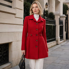 Manteau ceinturé pour femme avec fermeture boutonnée et col à revers